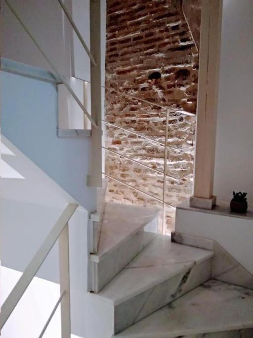 Luxury Complete Building In The Heart Of Sevilla Kültér fotó